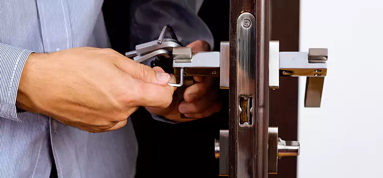 Commercial Door Lock Repair Central Islip
