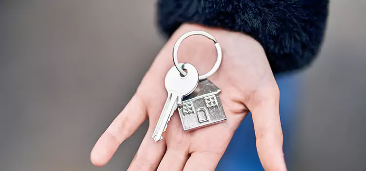 Trusted Broken Key Extraction Central Islip